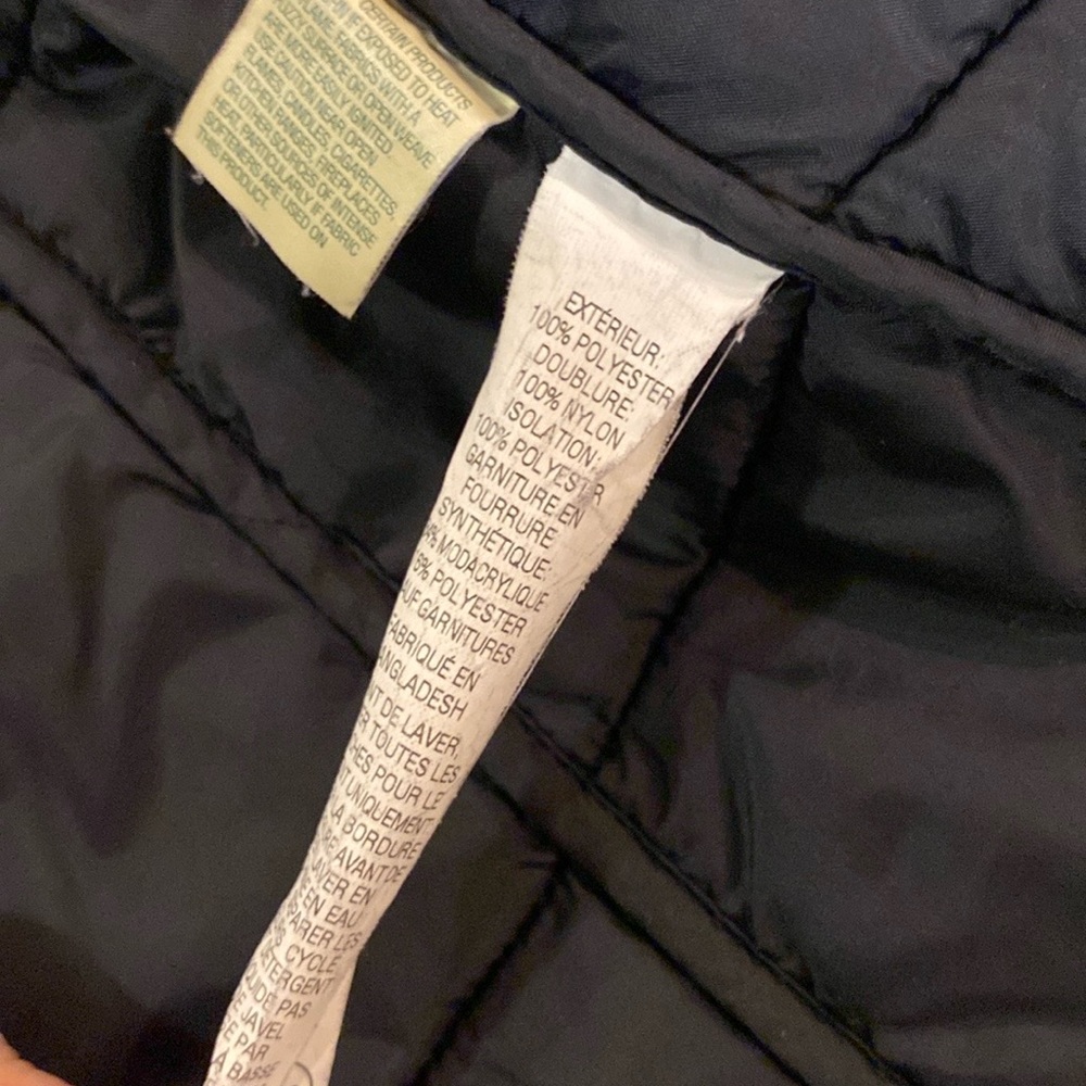 L.L Bean Women’s black jacket misses size xs - Picture 12 of 16